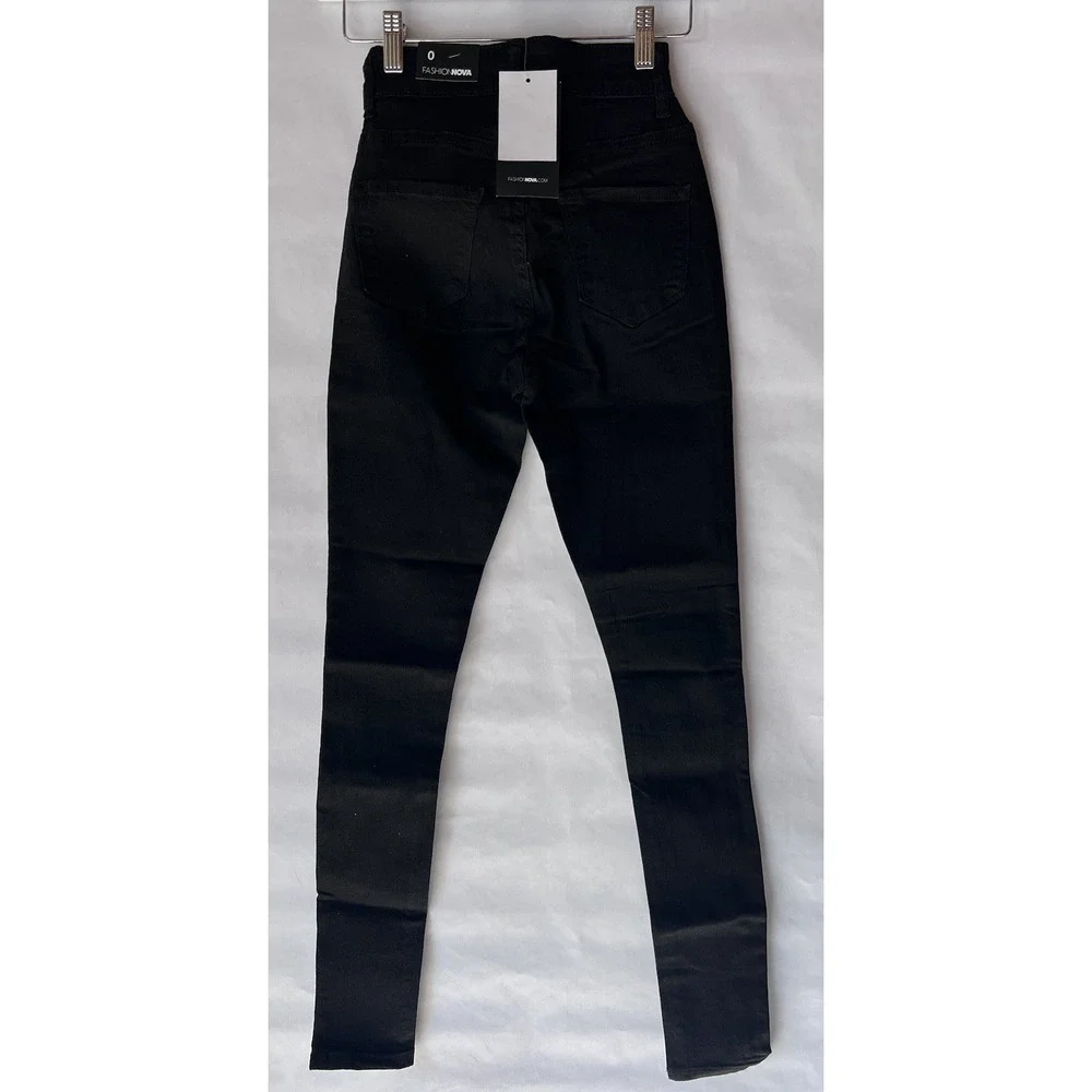 NWT Women's Fashion Nova Black Coraline High Rise Jeans Size‎ 0